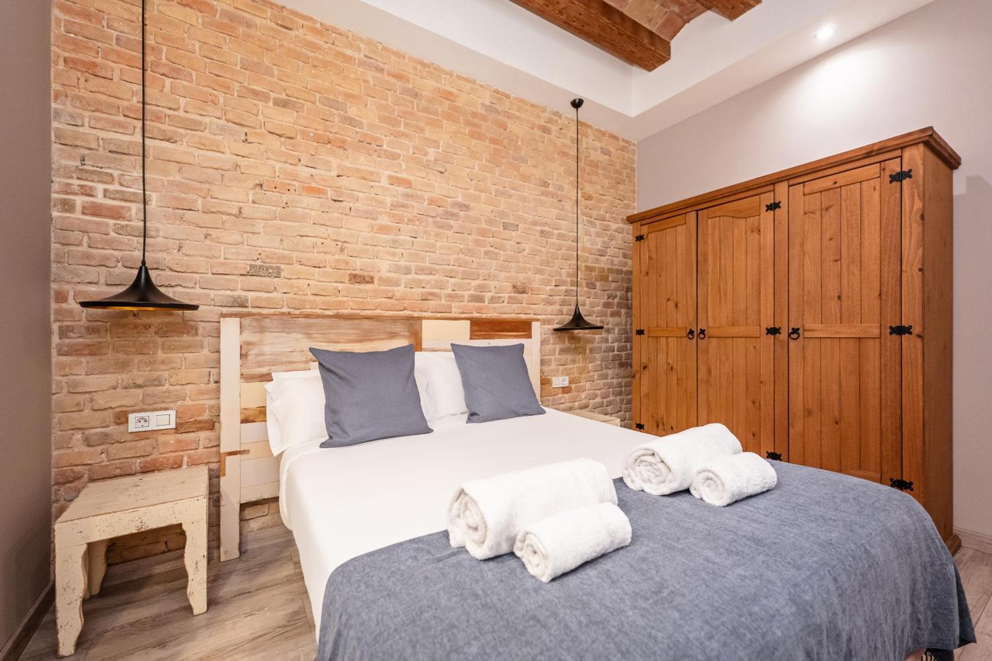 Midtown Luxury Apartments By Sweett Barcelona Room photo