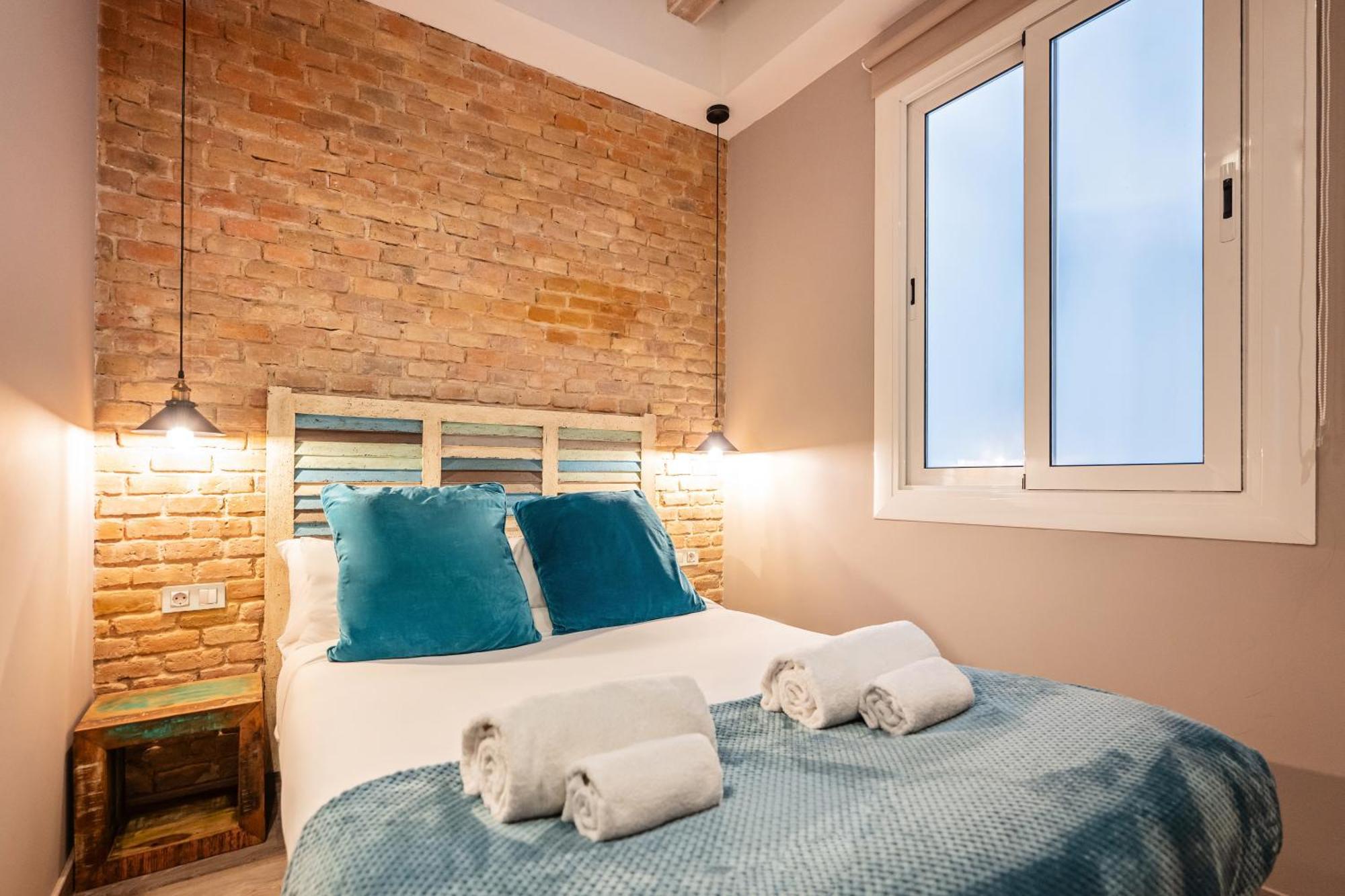 Midtown Luxury Apartments By Sweett Barcelona Room photo